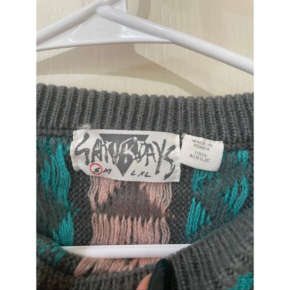 VTG Saturdays Sweater Mens S Gray Teal Purple Pink Red Geometric Knit Crewneck - Picture 2 of 3